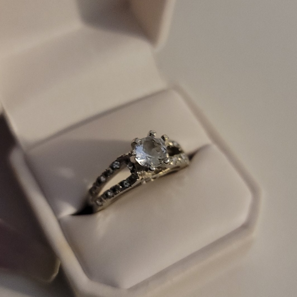 Wedding ring set sterling silver plated sz 10 - Picture 3 of 11